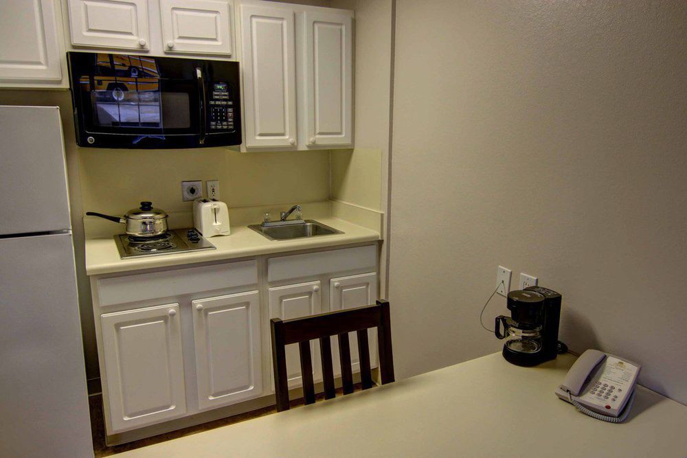 Intown Suites Extended Stay Marietta Ga - Roswell Rd Δωμάτιο φωτογραφία